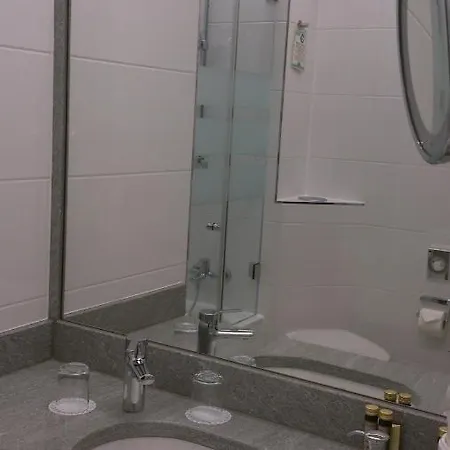 Ξενοδοχείο Unger 4*