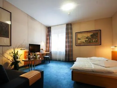 Unger Hotel 4*